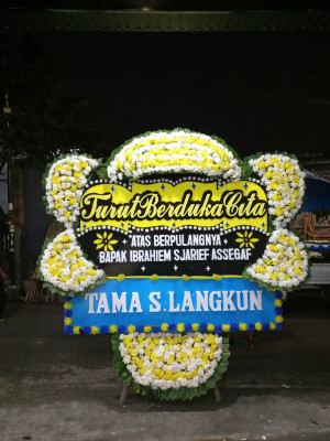 Papan Bunga Duka di Kalinyamat Wetan