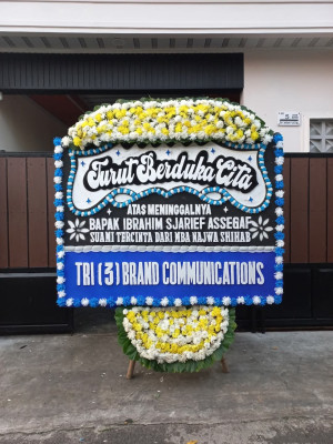 Papan Bunga Duka di Kalinyamat Wetan